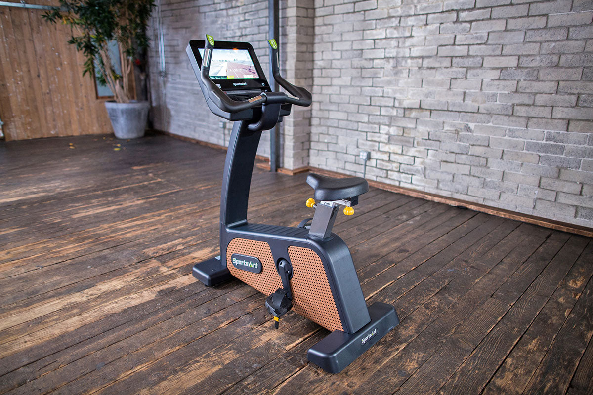 SportsArt C576U Status Upright Cycle - 16" Senza Touchscreen